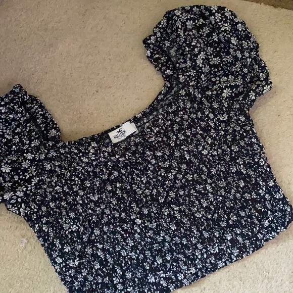Hollister blouse size small! - Picture 1 of 2